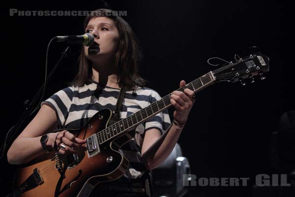 CATE LE BON - 2011-11-30 - PARIS - Cafe de la Danse - 